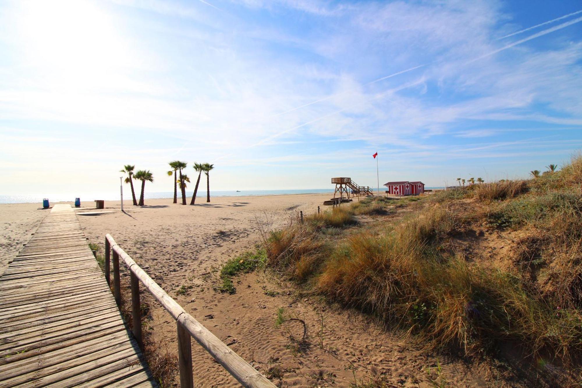 Appartement Global Properties, Planta Baja Con Piscina En Canet De Berenguer
