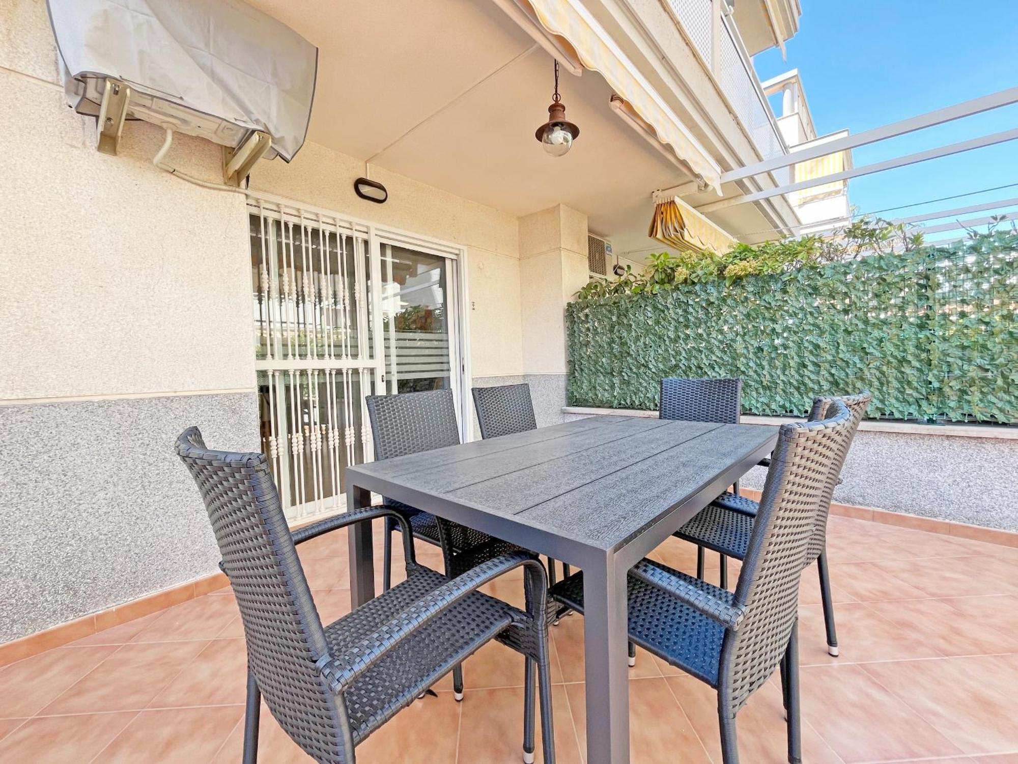 Appartement Global Properties, Planta Baja Con Piscina En Canet De Berenguer
